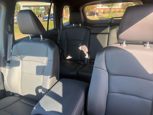 Used 2024 Honda Passport EX-L image 13