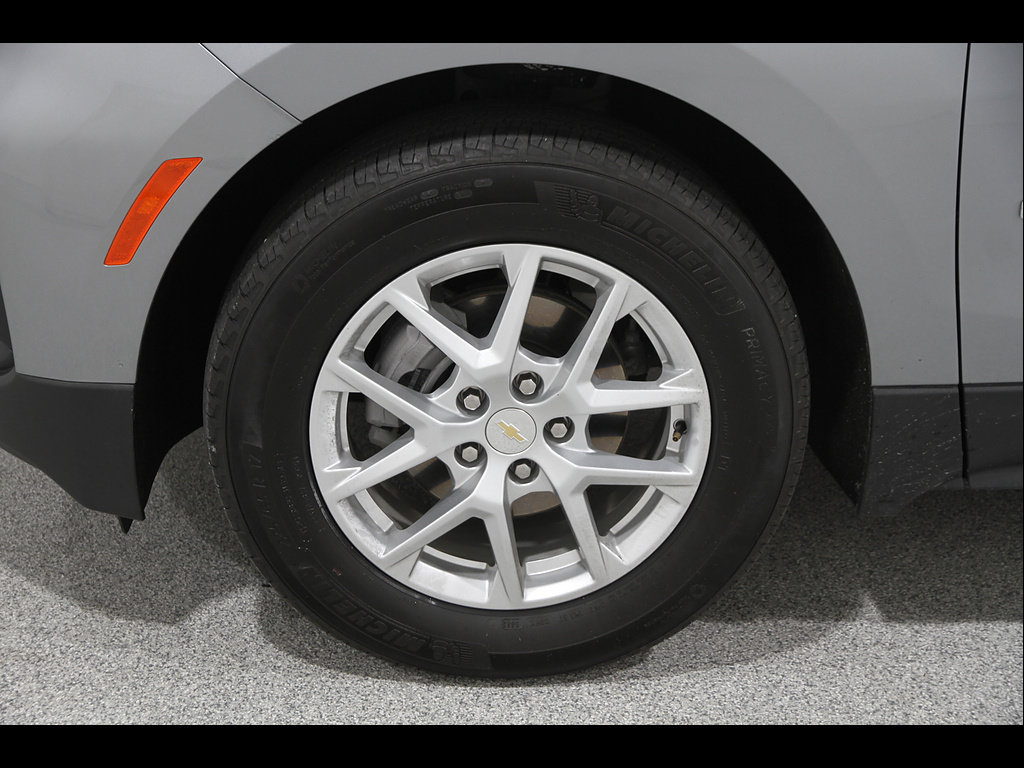 Certified 2024 Chevrolet Equinox LS w/ LS Convenience Package FWD image 21