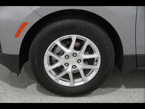 Certified 2024 Chevrolet Equinox LS w/ LS Convenience Package FWD image 21