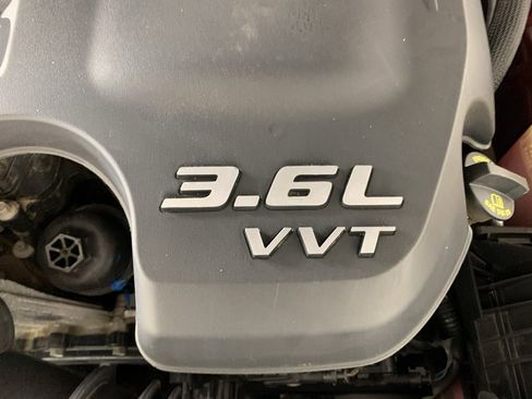 Used 2021 Dodge Charger SXT w/ Blacktop Package image 40