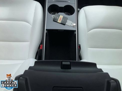 Used 2022 Tesla Model 3 Standard Range RWD image 47