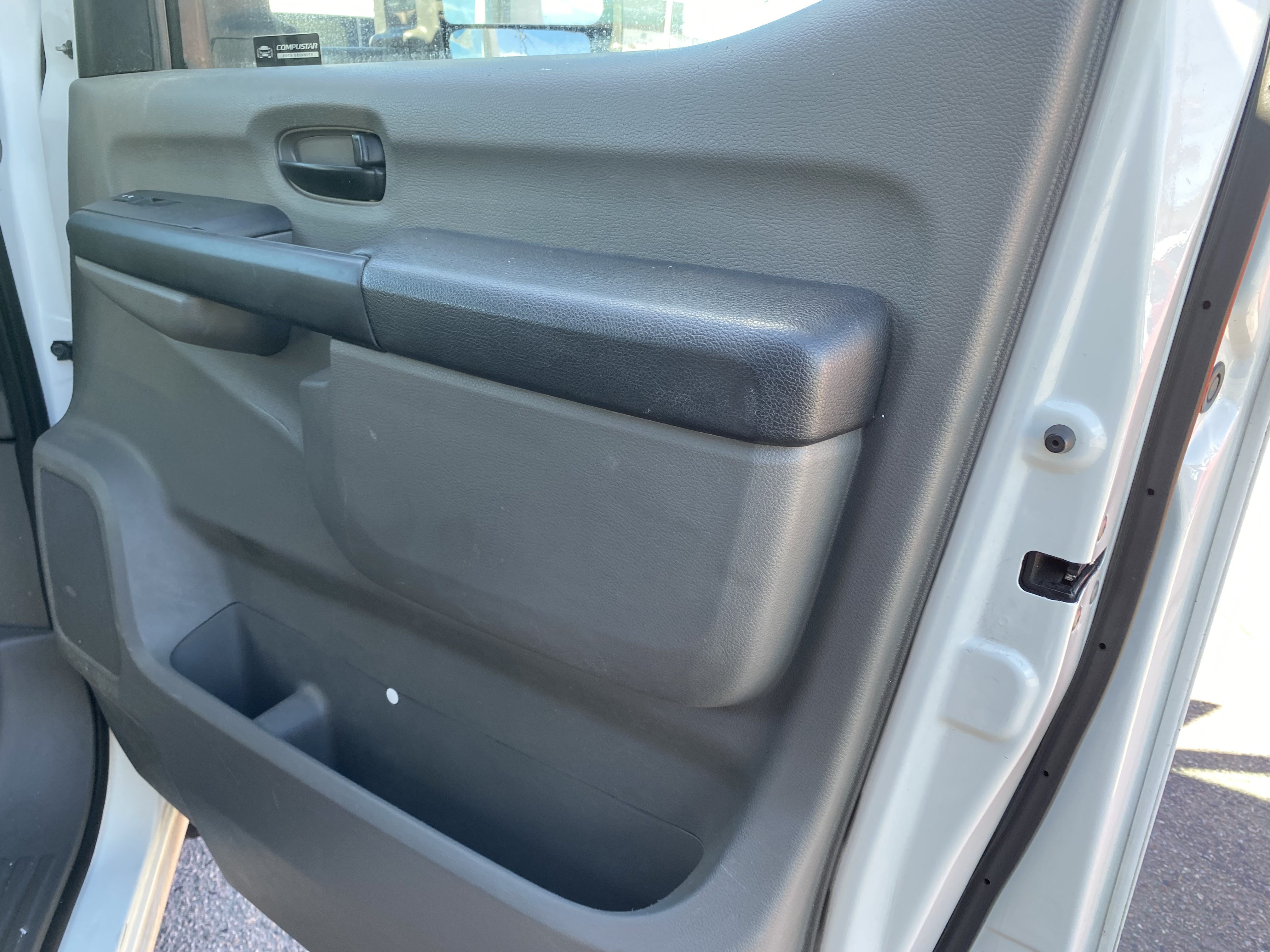 Used 2018 Nissan NV 2500 SV w/ Navigation Package RWD image 21