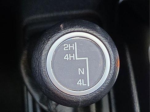 Used 2021 Jeep Gladiator Sport AWD/4WD image 17