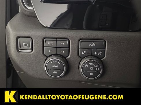 Used 2024 Chevrolet Silverado 1500 LT Trail Boss image 20