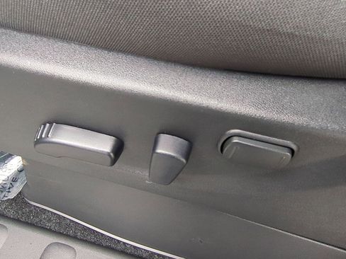 New 2026 Nissan Frontier SV w/ SV Convenience Package image 16