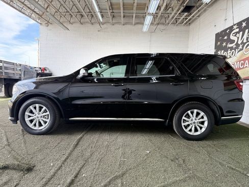 Used 2019 Dodge Durango SXT w/ 3rd Row Seating Group image 4