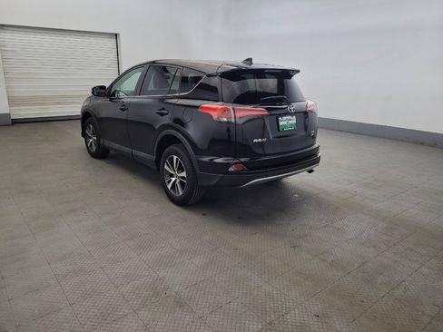 Used 2018 Toyota RAV4 XLE AWD/4WD image 5