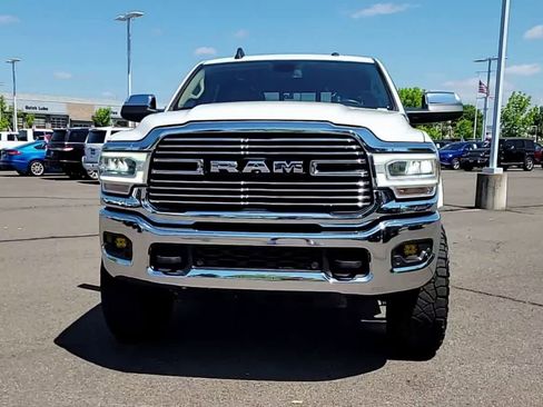 Used 2019 RAM 3500 Laramie AWD/4WD image 3