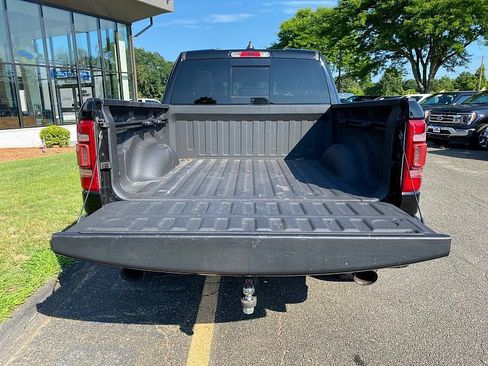 Used 2019 RAM 1500 Limited AWD/4WD image 9