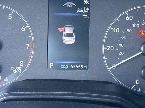 Used 2024 Toyota Corolla LE FWD image 11