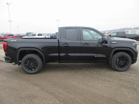 New 2026 GMC Sierra 1500 Pro w/ Graphite Edition AWD/4WD image 3