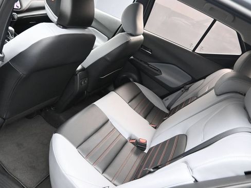 Used 2022 Nissan Kicks SR w/ Premium Package FWD image 18