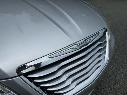 Used 2012 Chrysler 200 LX image 5