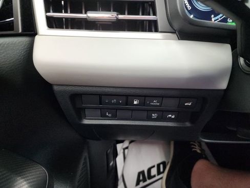 Used 2023 Mitsubishi Outlander SEL image 31