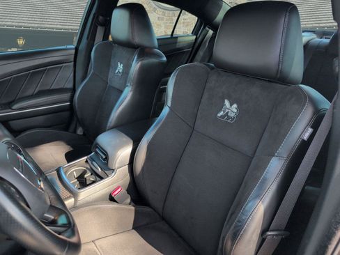Used 2023 Dodge Charger Scat Pack RWD image 5