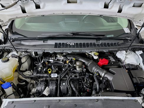 Used 2023 Ford Edge SEL image 32