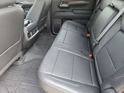 Used 2022 GMC Sierra 1500 Elevation w/ Elevation Premium Package AWD/4WD image 27