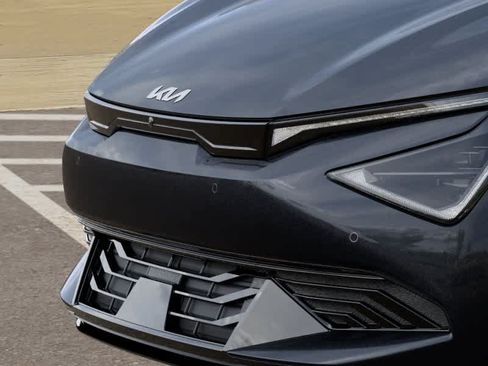 New 2026 Kia EV6 Light RWD image 12