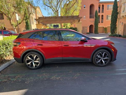 Used 2023 Volkswagen ID.4 Pro S image 7