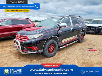 Used 2011 Toyota Highlander SE