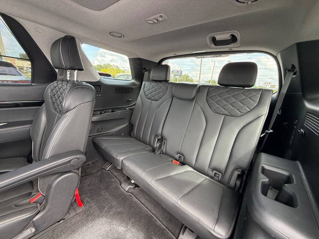 Used 2022 Hyundai Palisade Limited FWD image 9