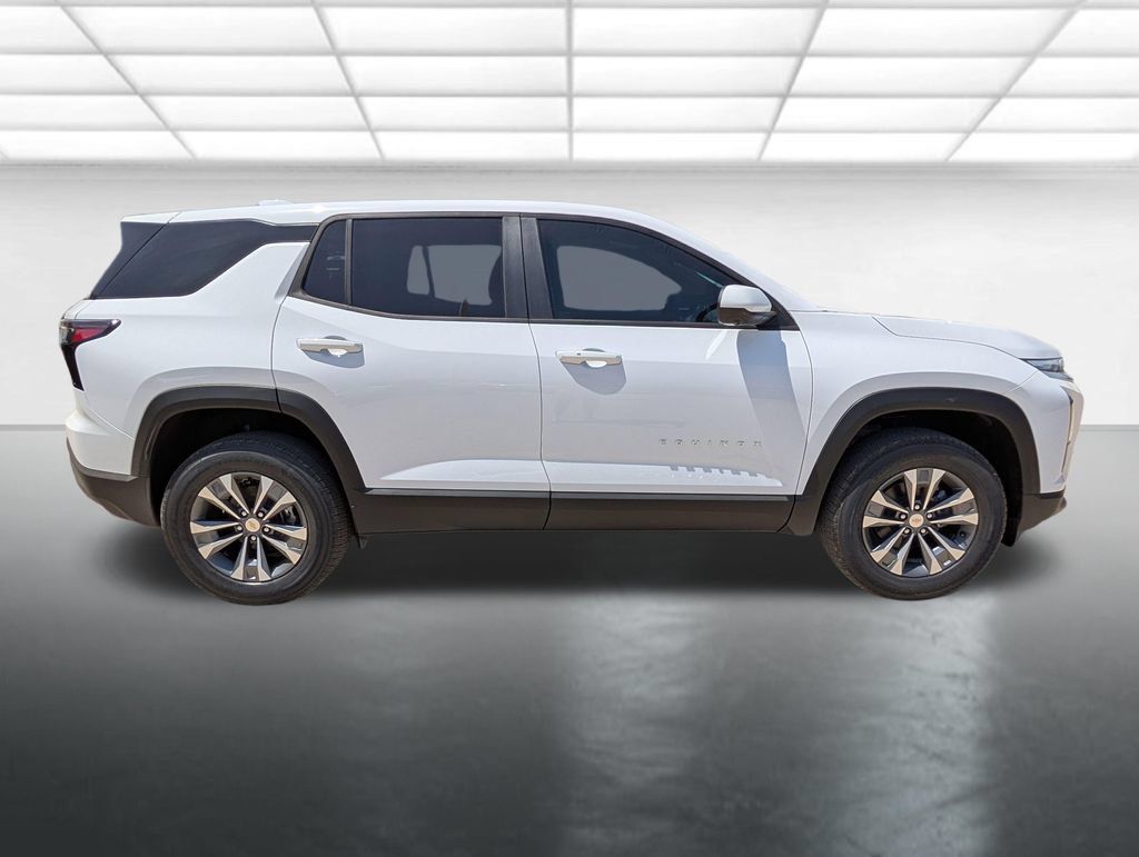 New 2027 Chevrolet Equinox LT w/ Convenience Package II FWD image 31