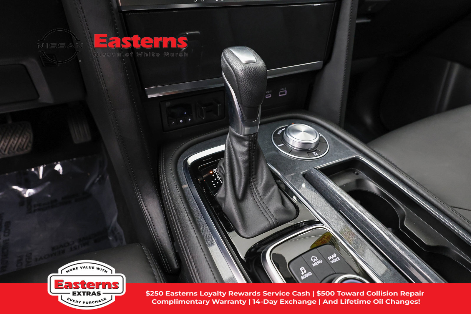 Used 2023 Nissan Armada SV AWD/4WD image 15