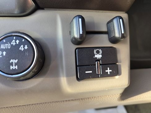 Used 2016 Chevrolet Tahoe LT w/ Luxury Package image 22