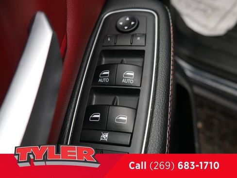 Used 2019 RAM 1500 Rebel image 21