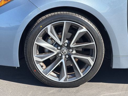 Used 2021 Toyota Corolla SE w/ SE Premium Package FWD image 29