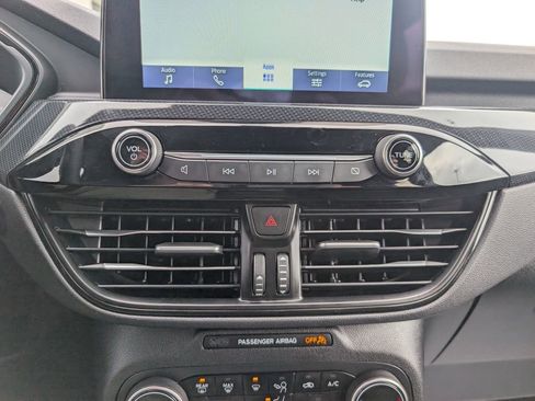 Used 2025 Ford Escape ST-Line Select image 26