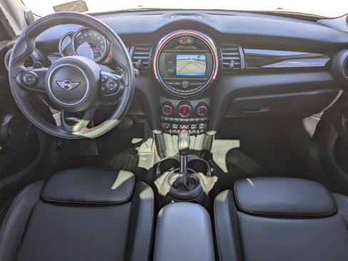 Used 2019 MINI Cooper S w/ Premium Package image 18