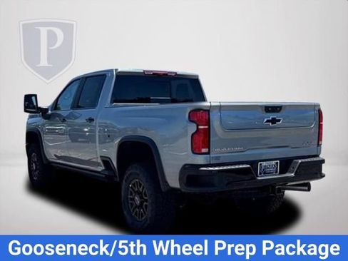 New 2026 Chevrolet Silverado 2500 ZR2 AWD/4WD image 10