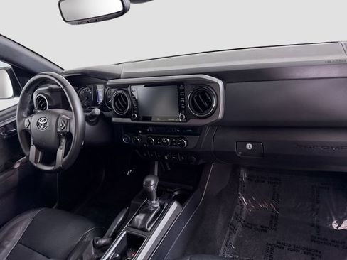 Certified 2021 Toyota Tacoma TRD Off-Road w/ TRD Premium Off Road Package image 30