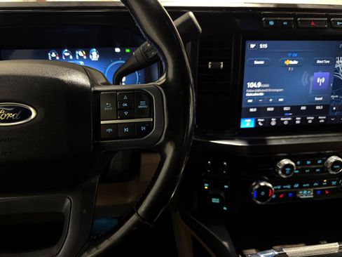 Used 2023 Ford F350 Lariat w/ FX4 Off-Road Package AWD/4WD image 21