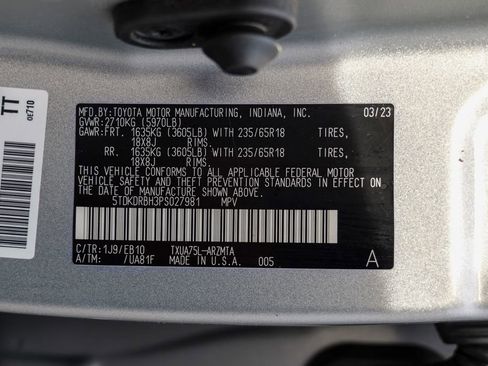 Used 2023 Toyota Highlander XLE image 60