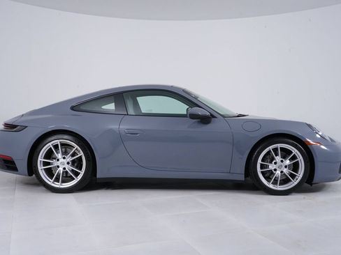 Used 2024 Porsche 911 Carrera RWD image 8