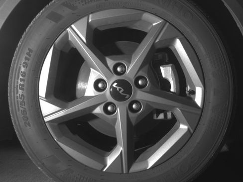 Used 2025 Kia K4 LXS FWD image 13