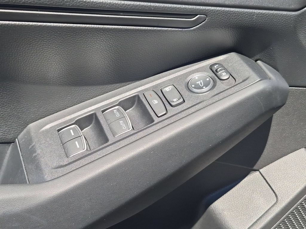 Used 2025 Honda Accord LX image 13