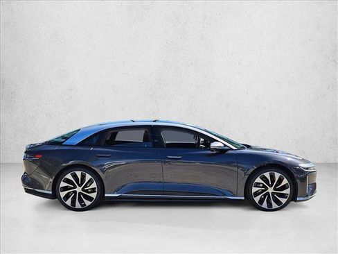 Used 2022 Lucid Air Grand Touring image 4