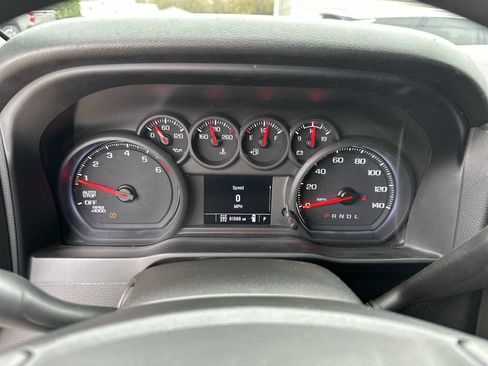 Used 2022 Chevrolet Silverado 1500 Custom AWD/4WD image 24