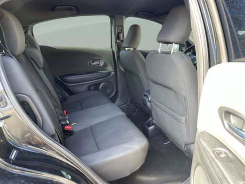 Used 2019 Honda HR-V Sport image 17