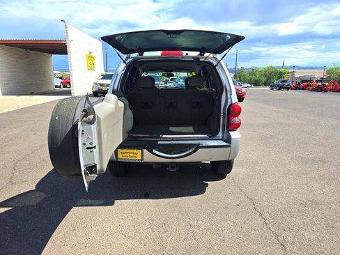 Used 2003 Jeep Liberty Limited AWD/4WD image 13