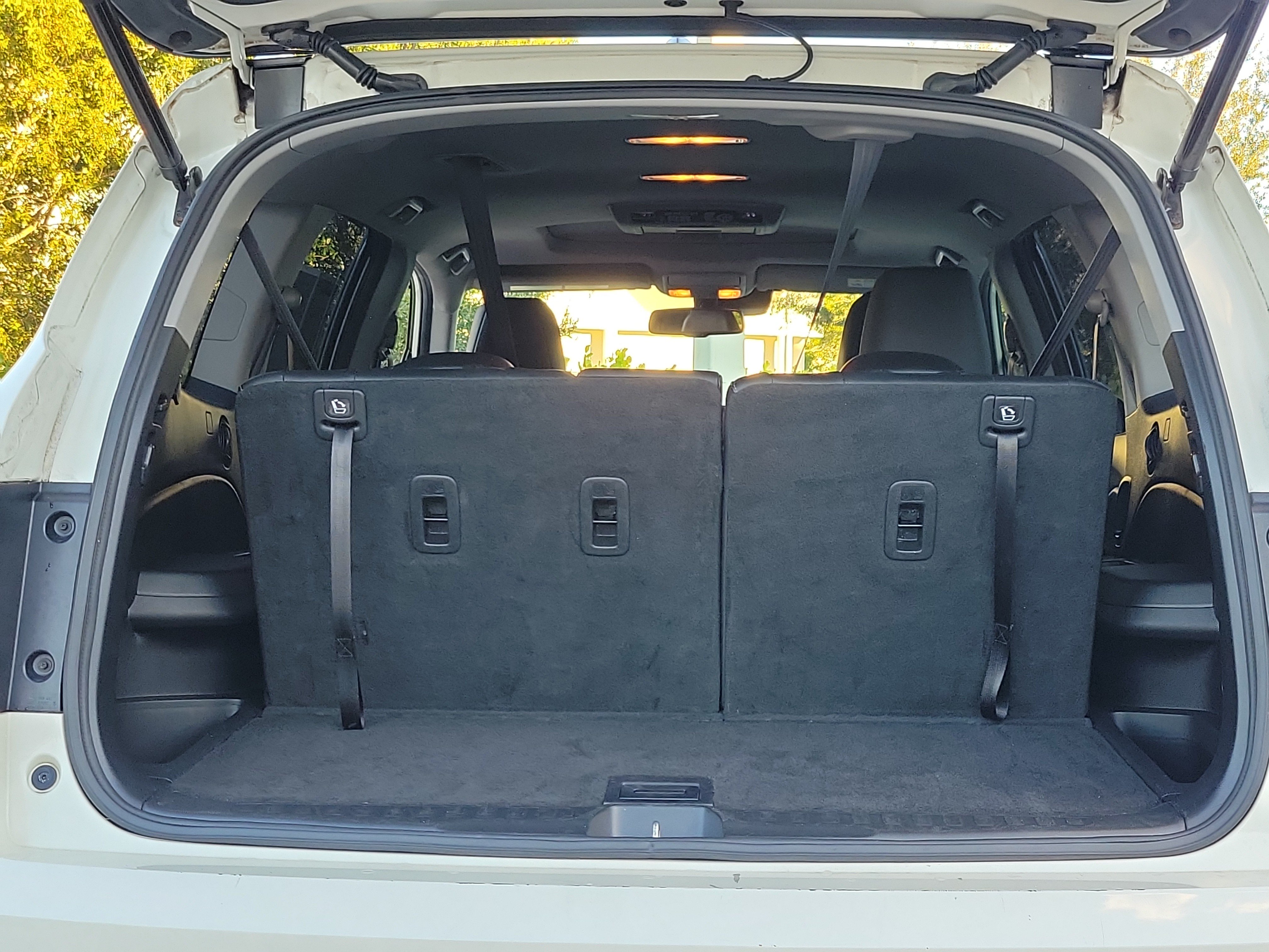 Used 2018 Honda Pilot Touring image 10