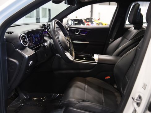 Used 2023 Mercedes-Benz GLC 300 4MATIC image 16