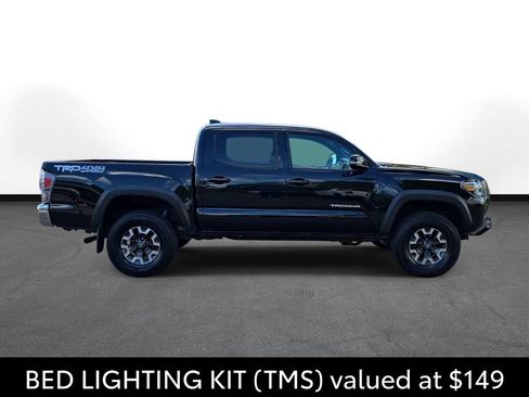 Certified 2021 Toyota Tacoma TRD Off-Road AWD/4WD image 4