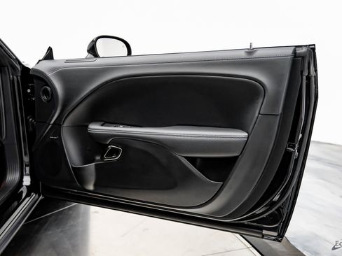 Used 2022 Dodge Challenger SRT Hellcat image 64