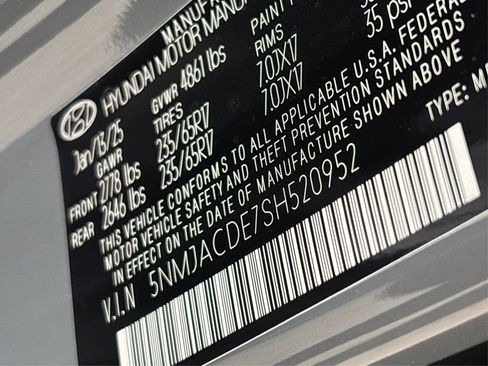 Certified 2025 Hyundai Tucson SE image 16