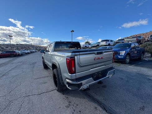 Used 2023 GMC Sierra 1500 SLT w/ X31 Off-Road Package image 3