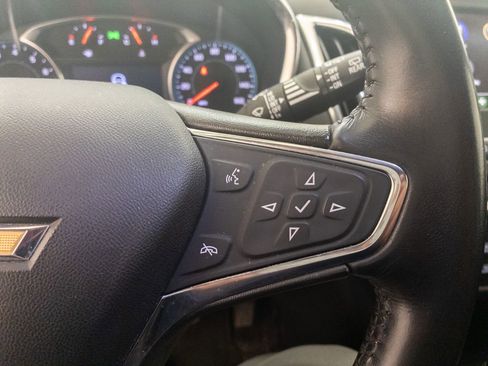 Used 2020 Chevrolet Equinox LT w/ Driver Convenience Package image 25